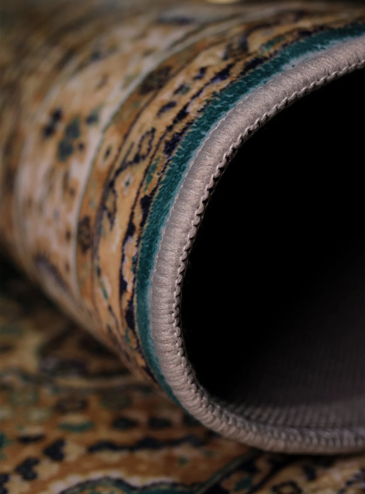 Zermat Traditional Rug D6