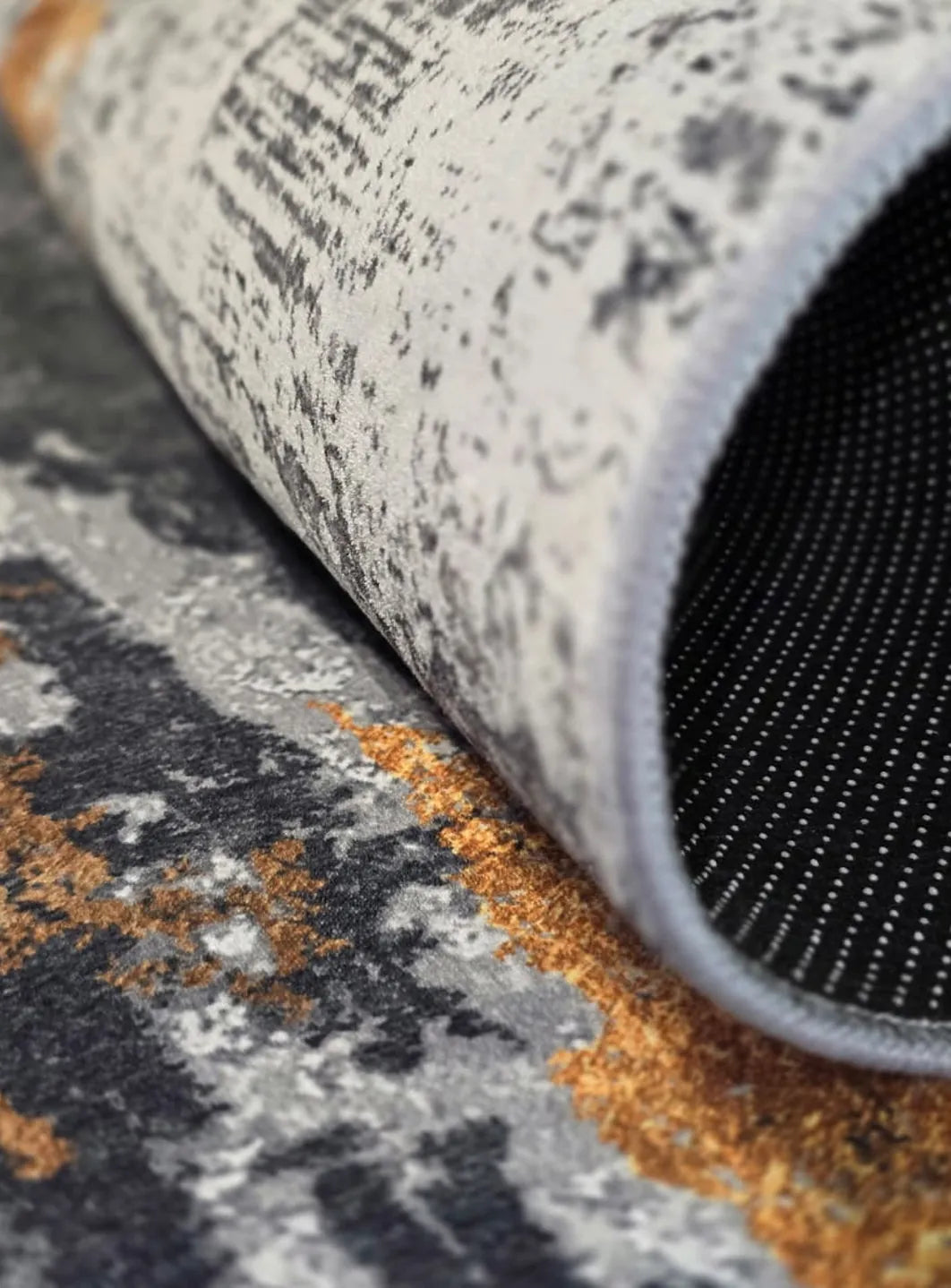 Explore Modern Rug D18