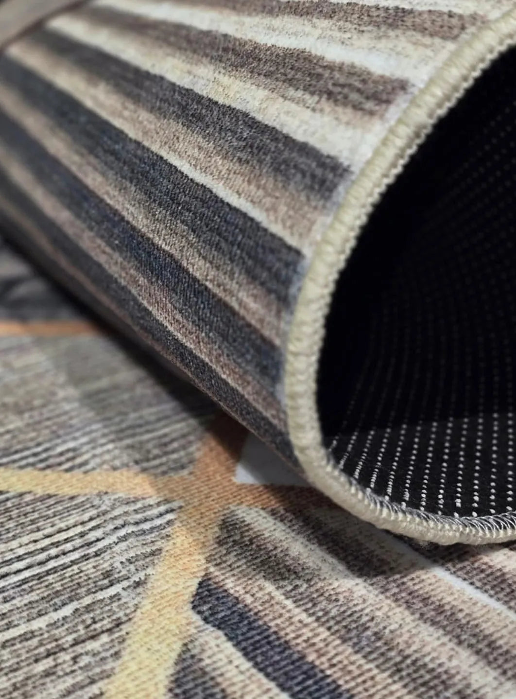 Explore Modern Rug D1