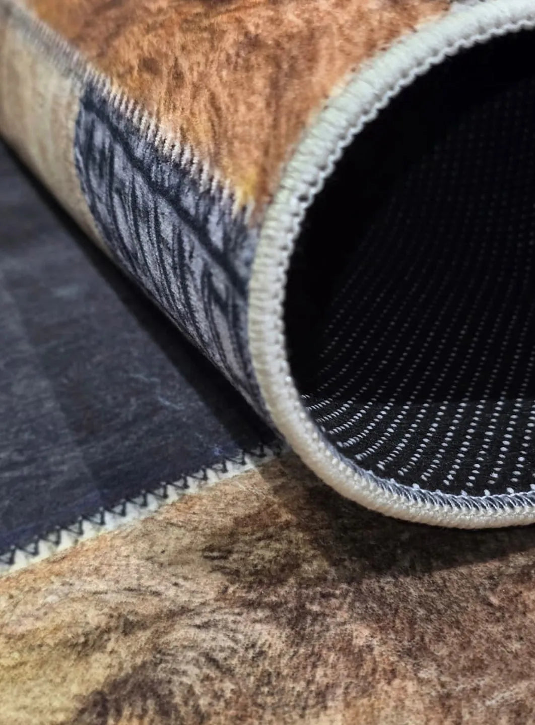 Explore Modern Rug D6