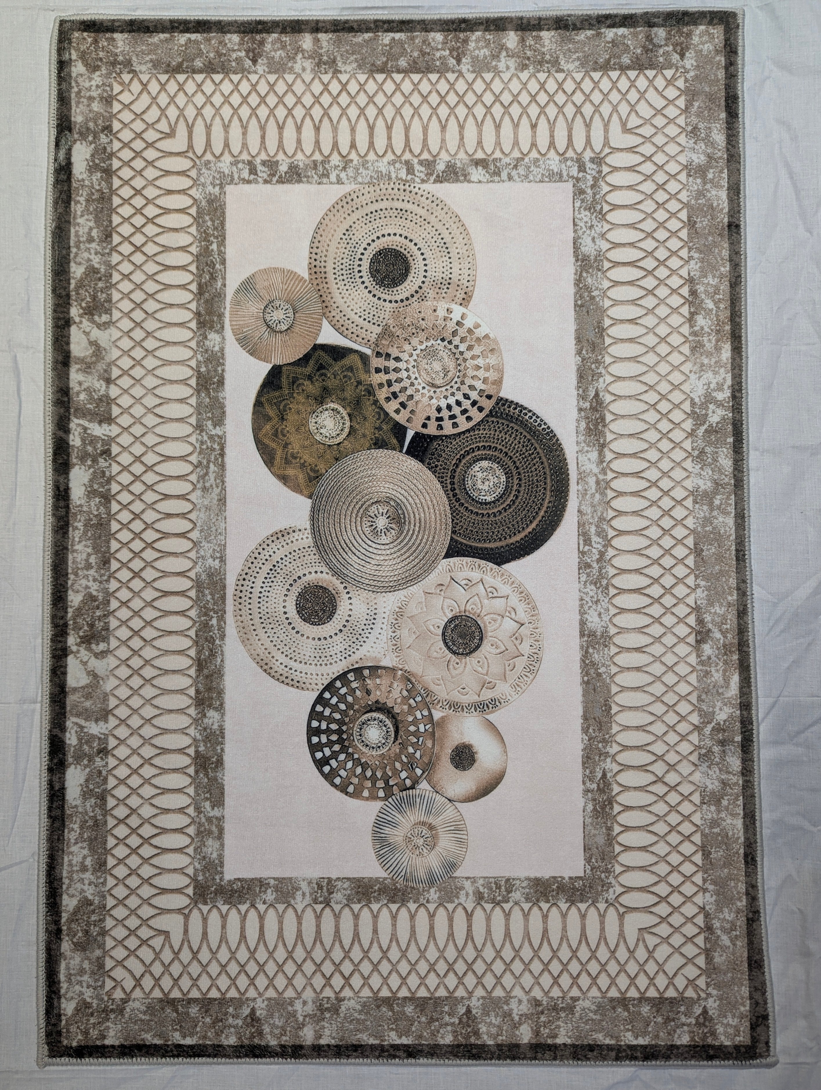 Aston Modern Mat D18