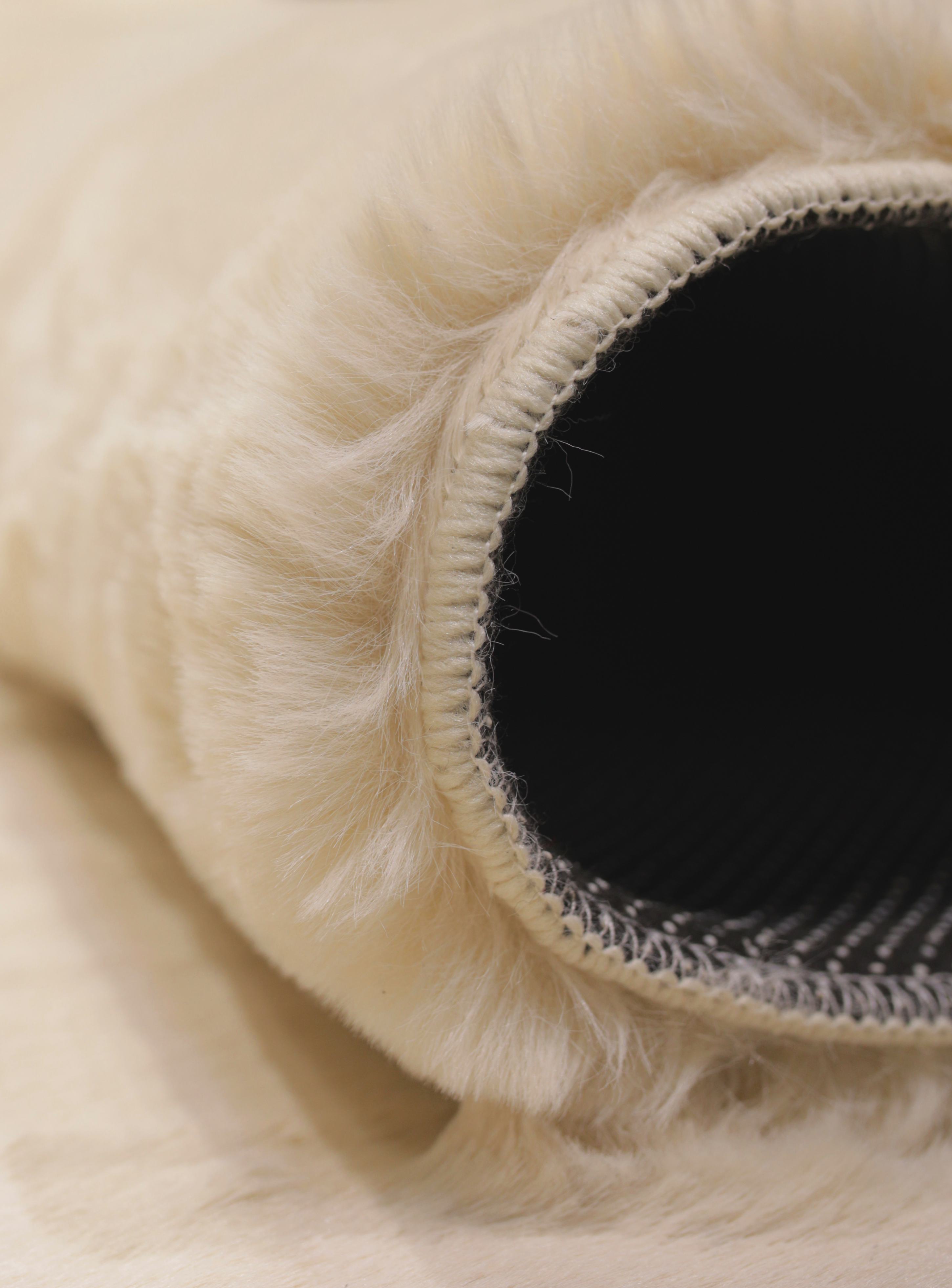 Mars Carving Fur Rug - Beige