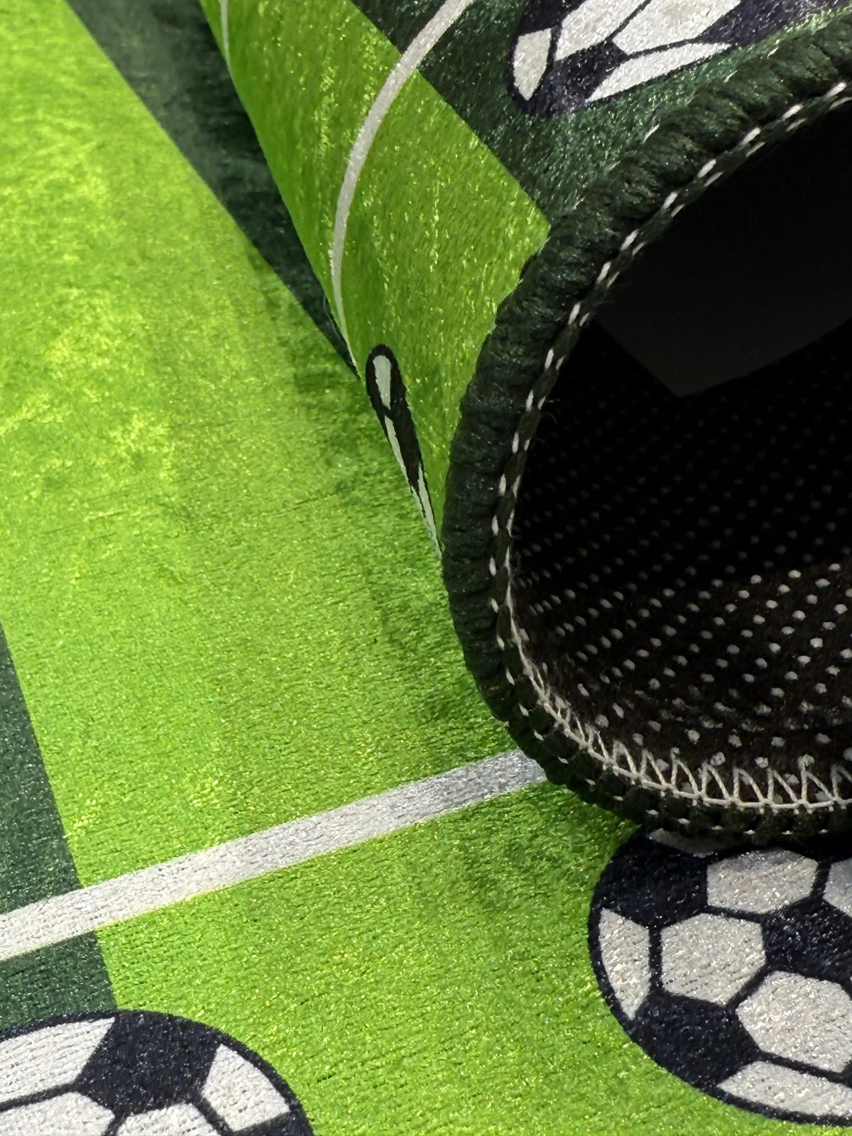 Wonderland Football Rug D1