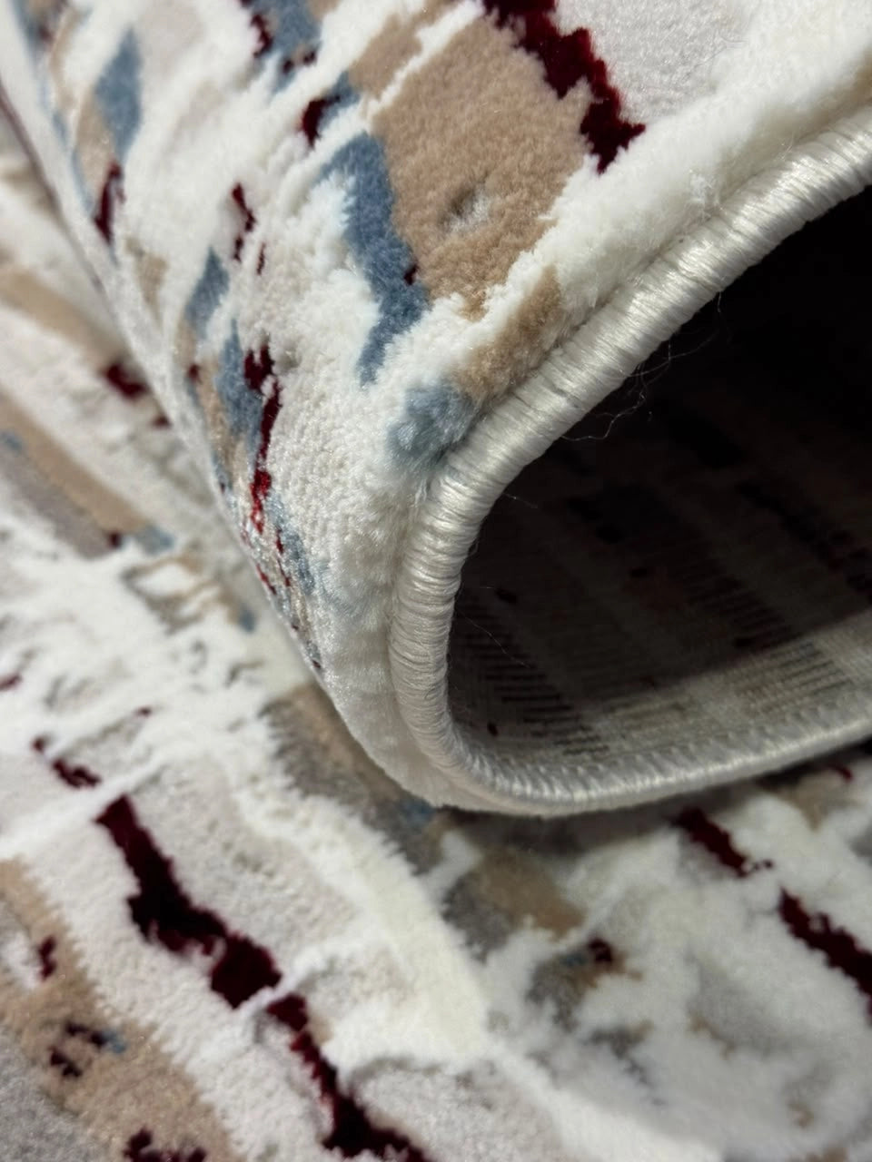 Marvel Turkish Rug - Red & Silver Grey D5