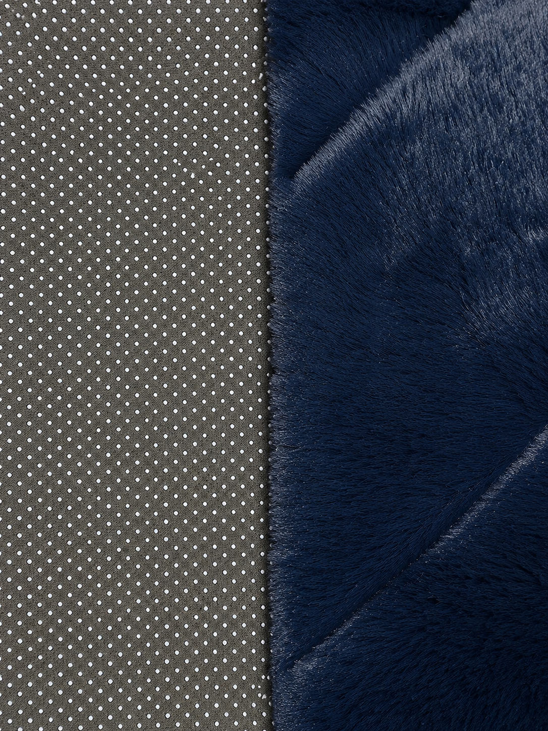 Mars Carving Check Mat - Navy Blue